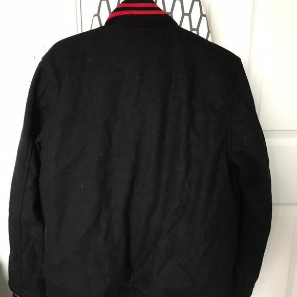 jacket - Picture 5 of 8